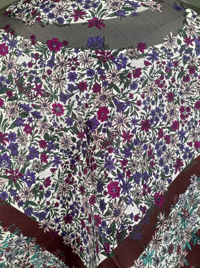 BALLY.
Silk twill square decorated with flowers...