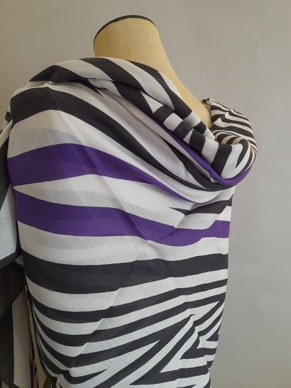 Lot including:
-CALVIN KLEIN.
Wool, viscose...