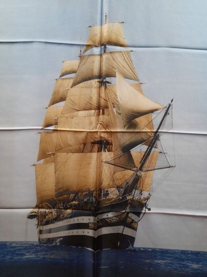 Lot including:
- GENTILI MOSCONI.
Silk twill...