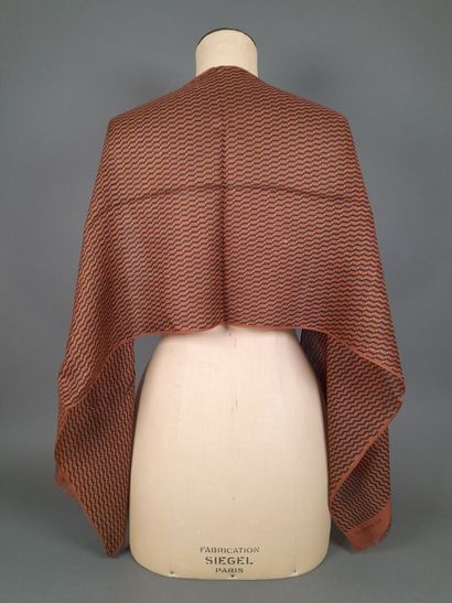 BURBERRY.
Fringed modal linen scarf with...