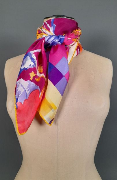MANTERO.
Silk twill square decorated with...
