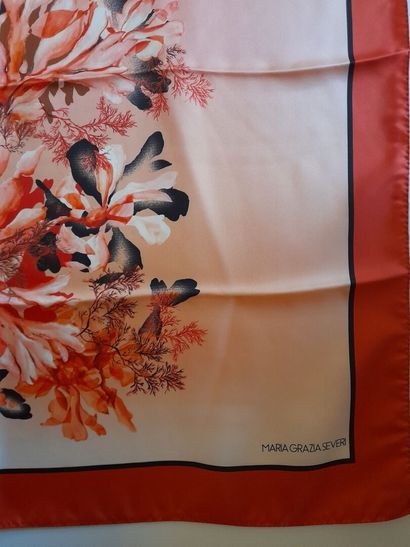 Lot including: 
- MARIA GRAZIA SEVERI.
Silk...