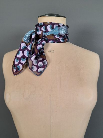 Lot including:
-FLAVIO CASTELLANI.
Silk satin...