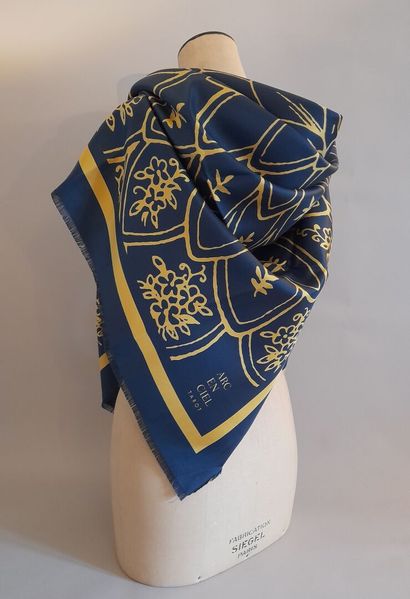 ARC EN CIEL TAROT.
Fringed silk twill square...