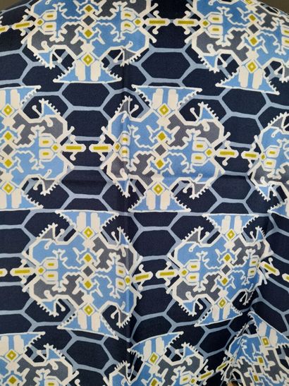 HOLLIDAY & BROWN, LONDON.
Fringed silk twill...