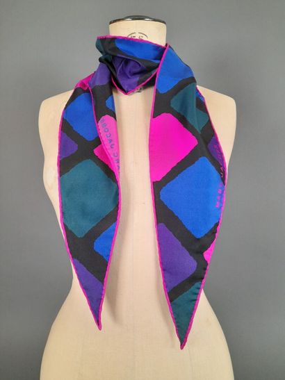 MARC JACOBS.
Double point in silk twill with...