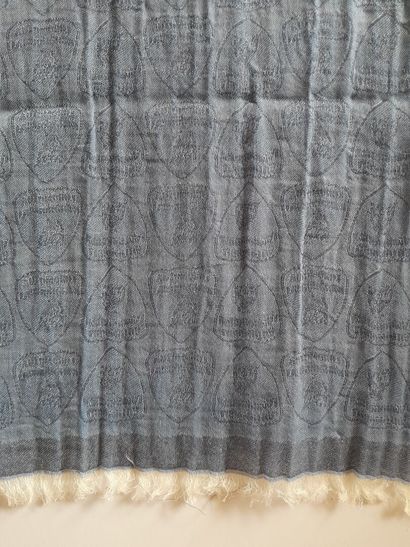 Lot including:
- ALAIN FIGARET.
Fringed viscose...