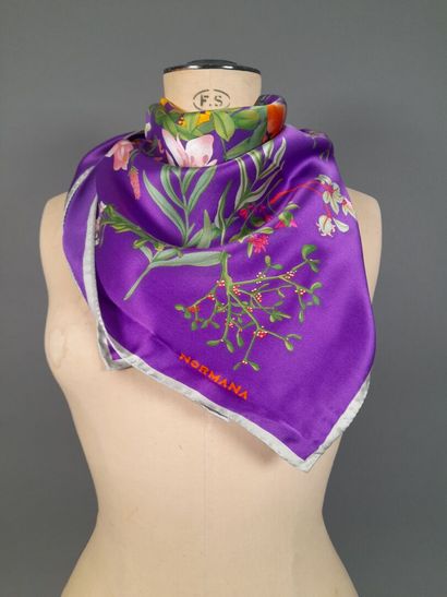 NORMANA.
Lot including :
- Silk square with...