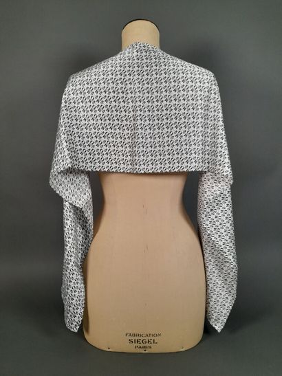 Lot including:
- MANTERO.
Modal and silk...
