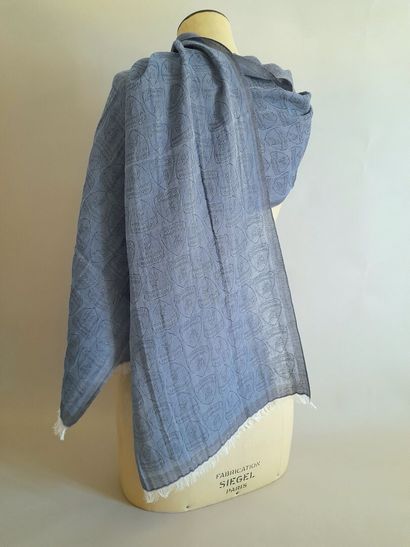 Lot including:
- ALAIN FIGARET.
Fringed viscose...