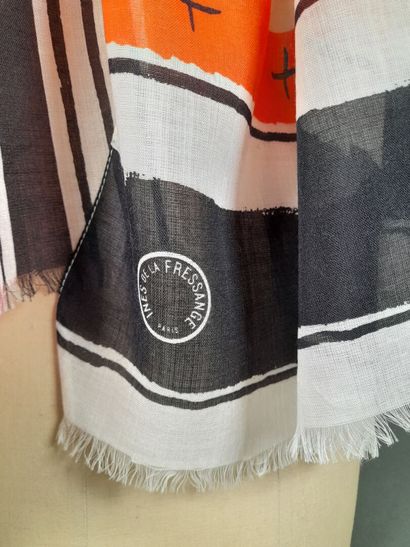 INES DE LA FRESSANGE, PARIS.
Fringed wool,...