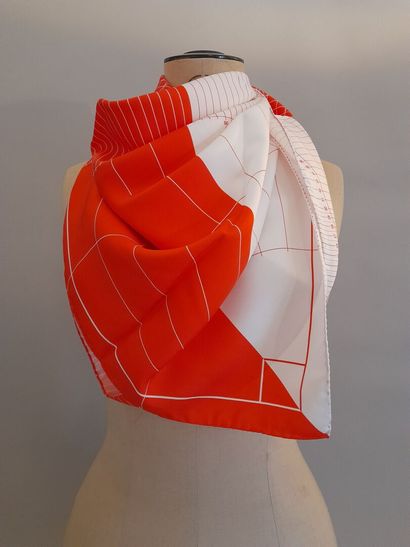 SEBASTIAN BERGNE for THE CONRAN SHOP.
Silk...