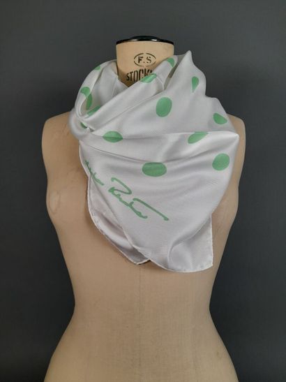 OSCAR DE LA RENTA.
Silk twill square decorated...