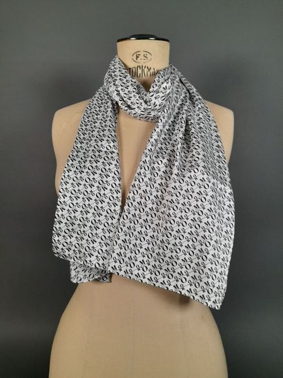 Lot including:
- MANTERO.
Modal and silk...