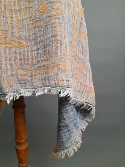 VIVIENNE WESTWOOD.
Fringed stole jacket in...