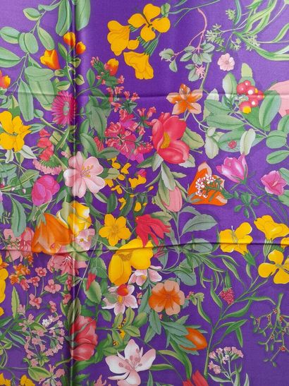 NORMANA.
Lot including :
- Silk square with...