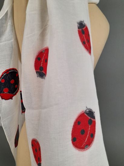RODA.
Fringed scarf in linen, viscose and...
