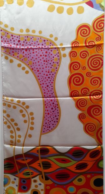 FREYWILLE.
Silk scarf with geometric design...