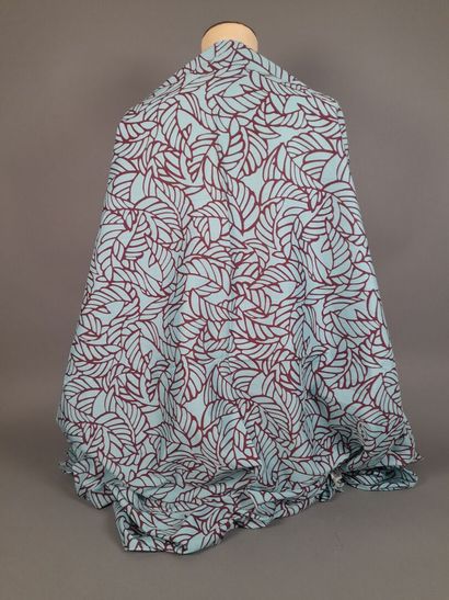 Lot including:
-FLAVIO CASTELLANI.
Silk satin...
