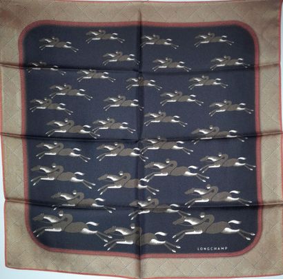 LONGCHAMP, PARIS.
Gavroche in silk twill...