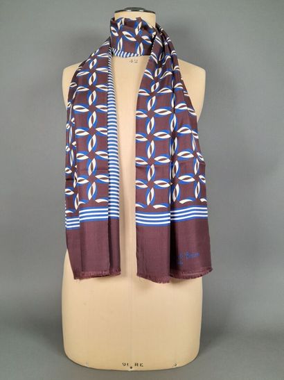 HOLLIDAY & BROWN, LONDON.
Silk twill fringed...