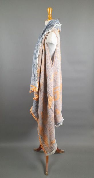 VIVIENNE WESTWOOD.
Fringed stole jacket in...