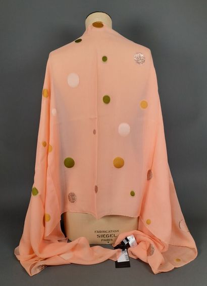Lot including:
- CINZIA ROCCA.
Silk, polyester...