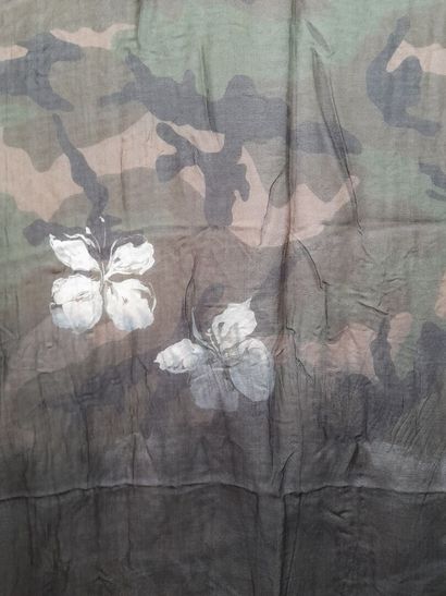 Lot including:
- MANTERO.
Modal and silk...