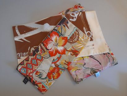 Lot including: 
- GRAEME BLACK.
Silk square...