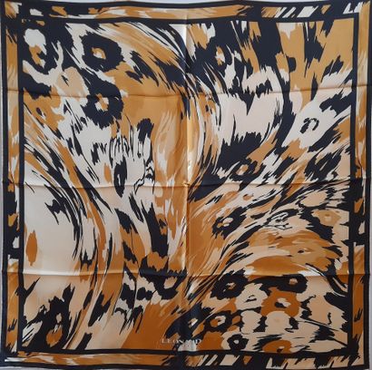 LEONARD.
Silk twill square with animal print...