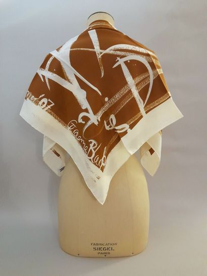 Lot including: 
- GRAEME BLACK.
Silk square...