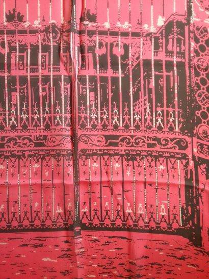 JANE CARR.
Set of two silk scarves decorated...
