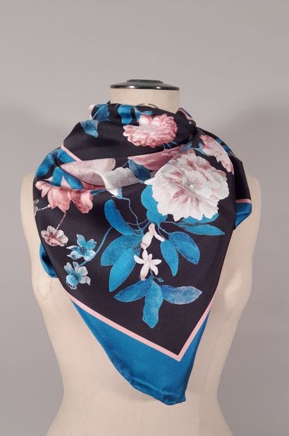 ERDEM.
Silk twill square decorated with pink,...