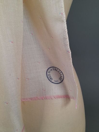 INES DE LA FRESSANGE, PARIS.
Fringed cashmere...