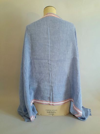Lot including:
- ALAIN FIGARET.
Fringed viscose...