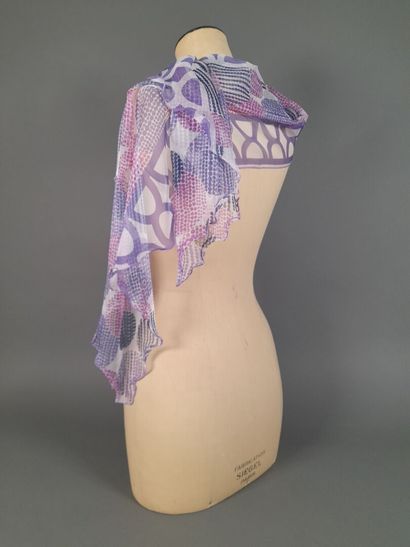 Lot including: 
- Modal and cashmere scarf...