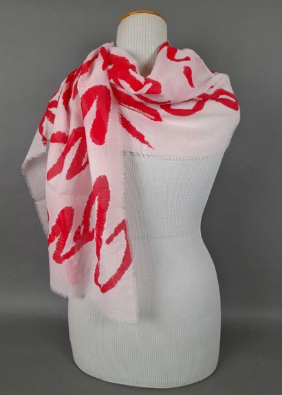 VIVIENNE WESTWOOD.
Fringed wool scarf decorated...