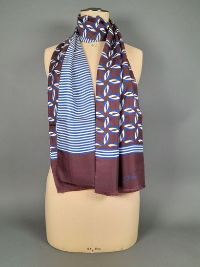 HOLLIDAY & BROWN, LONDON.
Silk twill fringed...