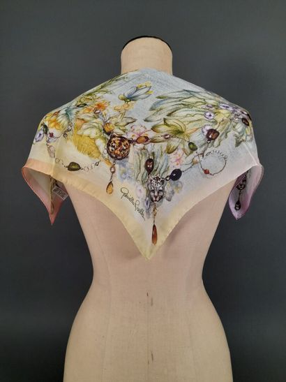 Lot including: 
- GABRIELLA RIVALTA.
Silk...