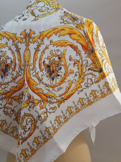 ALEKSANDER ALEMBERT.
Silk twill square decorated...