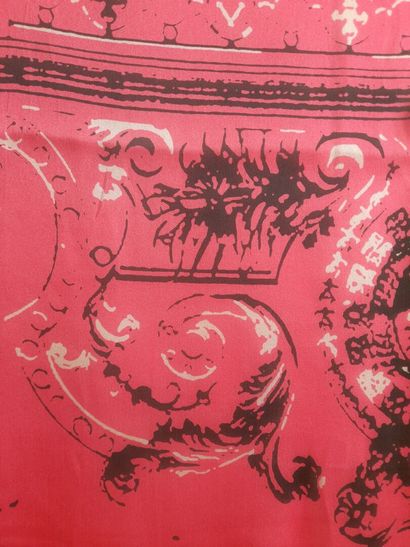 JANE CARR.
Set of two silk scarves decorated...