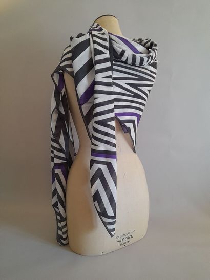 Lot including:
-CALVIN KLEIN.
Wool, viscose...