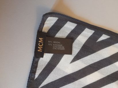 Lot including:
-CALVIN KLEIN.
Wool, viscose...