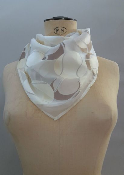 Lot including: 
- GRAEME BLACK.
Silk square...