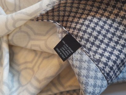 Lot including: 
-NODUS.
Woolen scarf with...