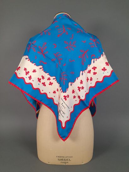 INES DE LA FRESSANGE.
Silk twill square decorated...