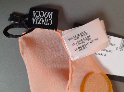 Lot including:
- CINZIA ROCCA.
Silk, polyester...