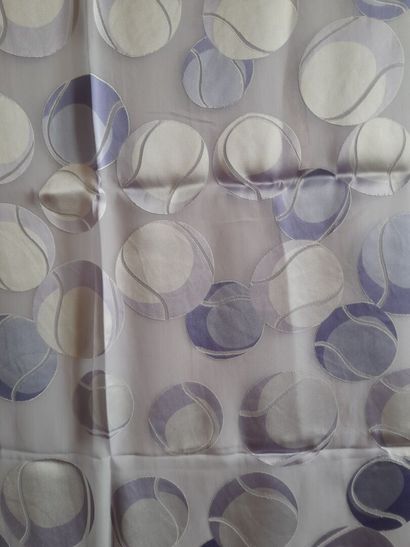 Lot including:
- COACH.
Fringed cotton square...