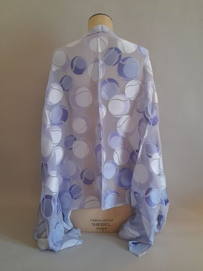 Lot including:
- COACH.
Fringed cotton square...