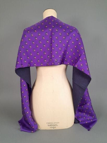 HOLLIDAY & BROWN, LONDON.
Fringed scarf in...